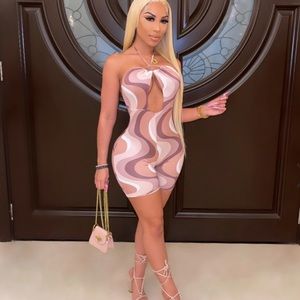 Labelle romper (Mauve swirl) Size Medium